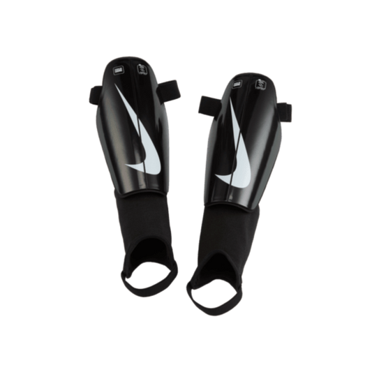 Nike Charge Youth Soccer Shin Guards Medium